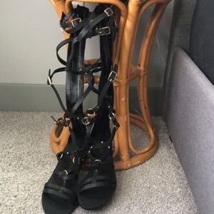 Women’s Aldo Black gladiator sandals. Size 7